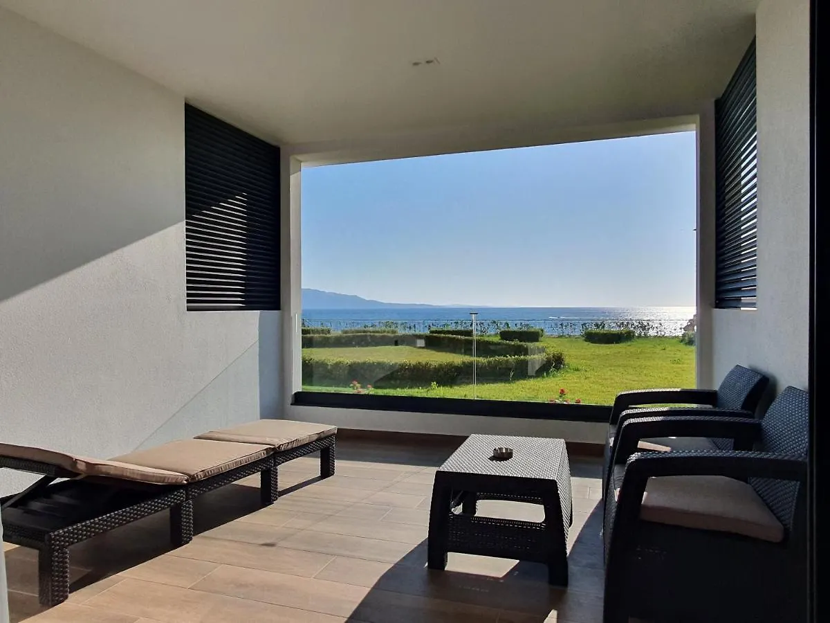 Lookout Apartments 2 Sarandë