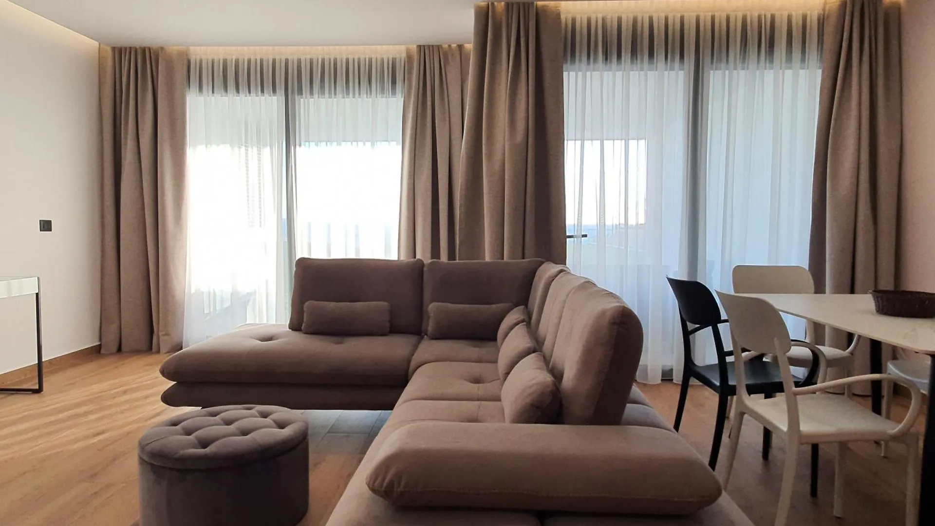 Lookout Apartments 2 Sarandë