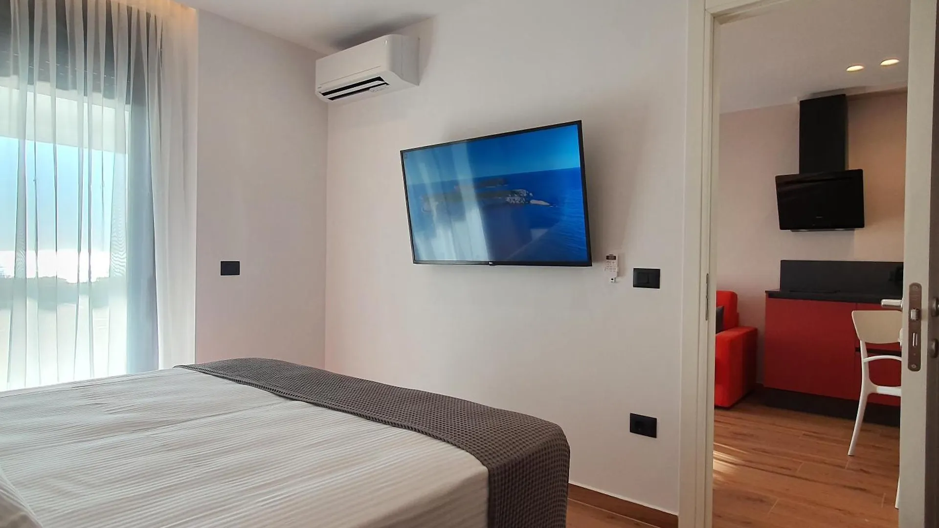 Lookout Apartments 2 Sarandë